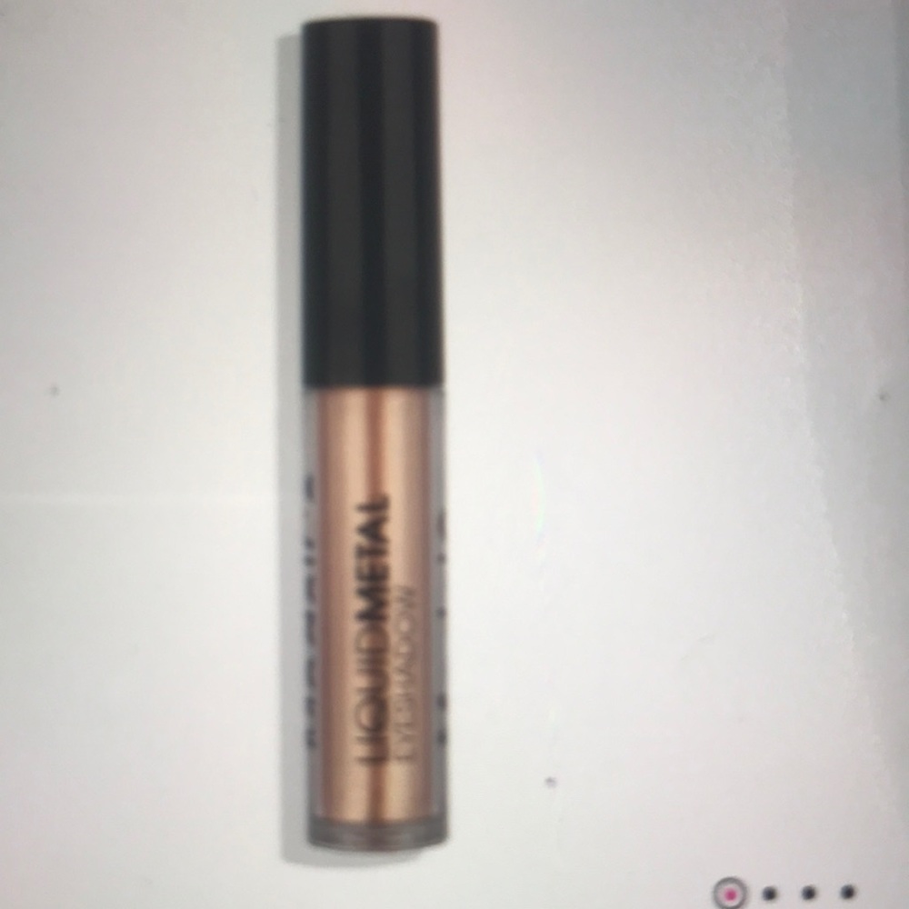 Liquid metal eyeshadow NWT ModelCo